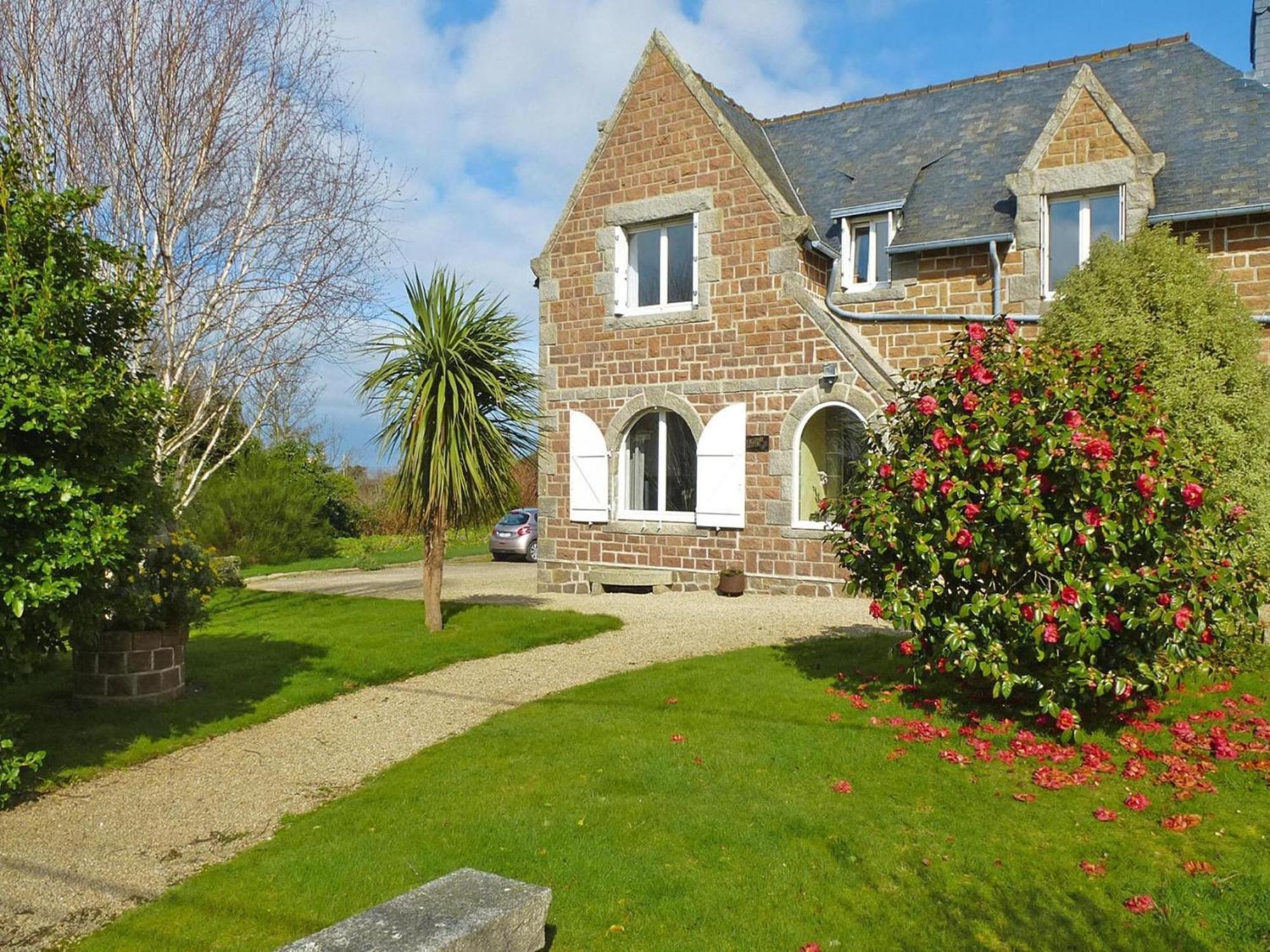 Holiday Home In A Quiet Location Near The Coast Pleumeur-Bodou Exterior photo